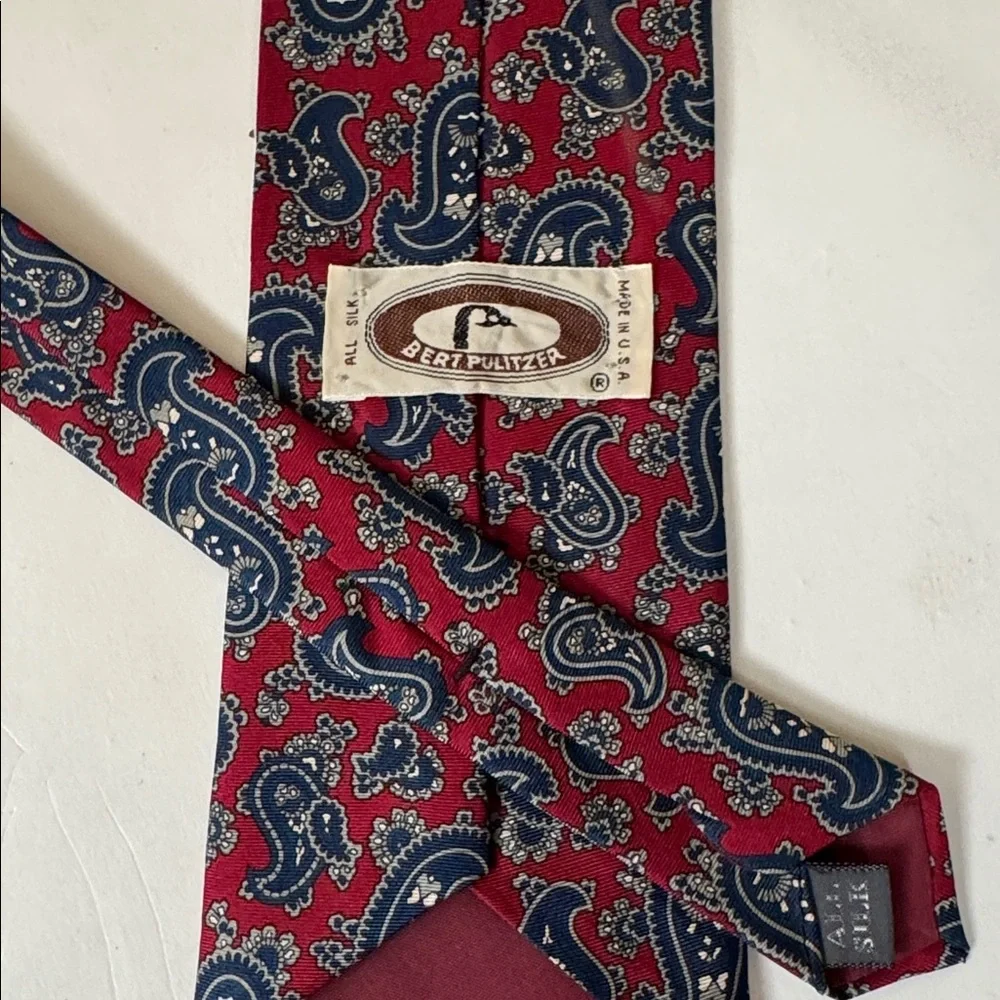 Bert Pulitzer Men’s Necktie Red & Blue Paisley 100% Silk Tie Made in USA